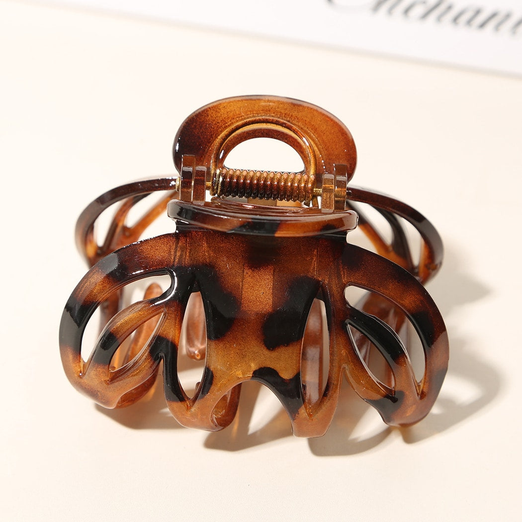 Beau - Glossy Openwork Leopard Pattern Claw Clip