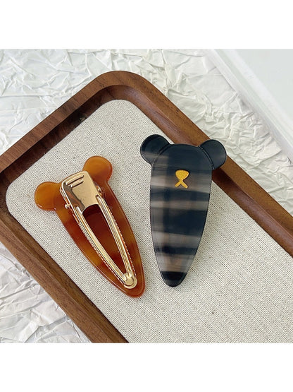 Beau - Oval Bear Shaped Acetate Hair Clip