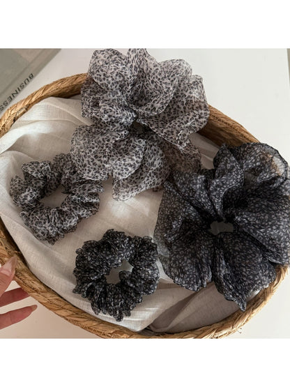 Gifty - Leopard Print Polyester Ponytail Scrunchie