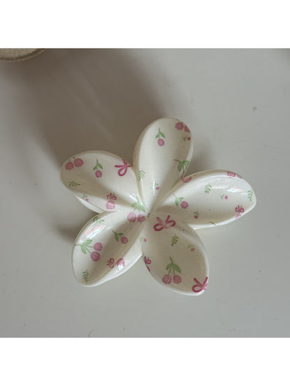 Beau - Adorable Plumeria Shaped Hair Claw Clip