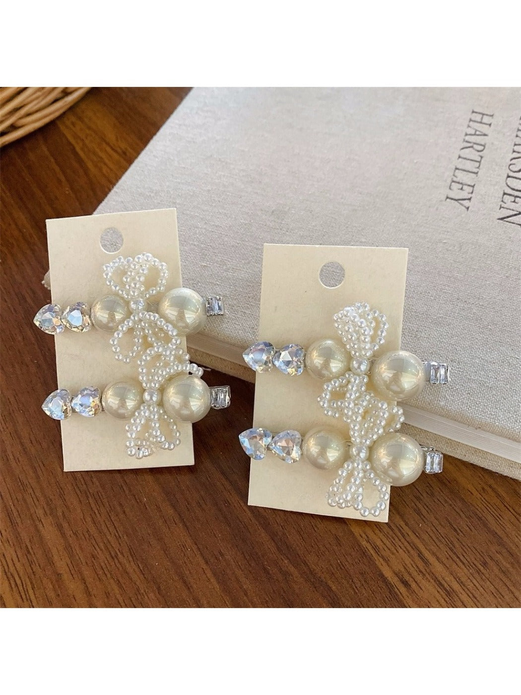 Beau - Vintage Beaded Bow Hair Clip