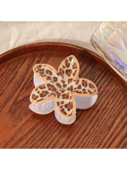 Beau - Adorable Leopard Print Flower Shaped Claw Clip