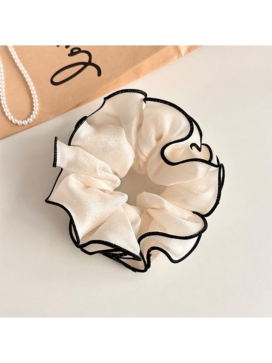 Gifty - Polyester Double Layer Luster Finish Scrunchie