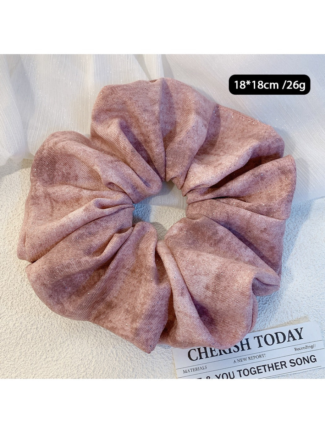 Gifty - Elegant Vintage Fabric Hair Scrunchie