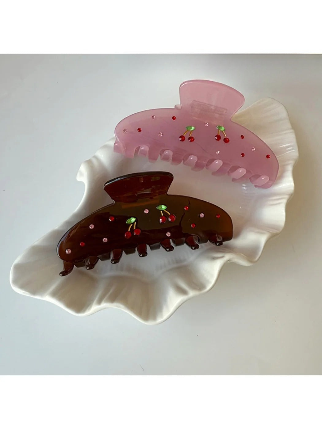Beau - Cherry Print Clip Claw Hair Clip
