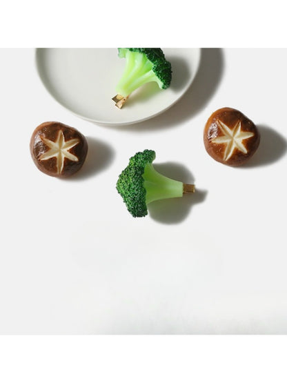 Beau - Fun Vegetable shaped Hair Clips