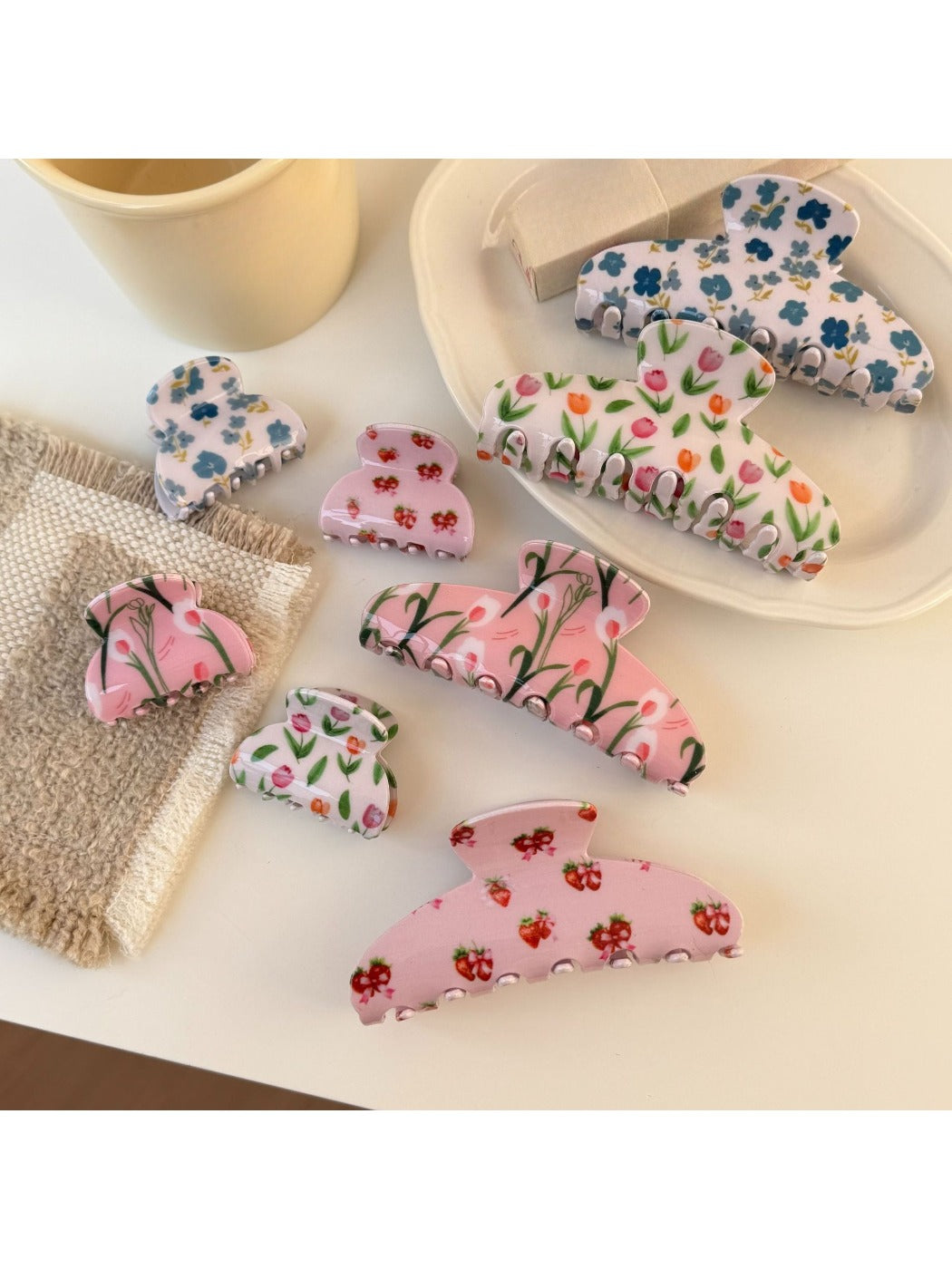 Beau - Floral Print Hair Clip