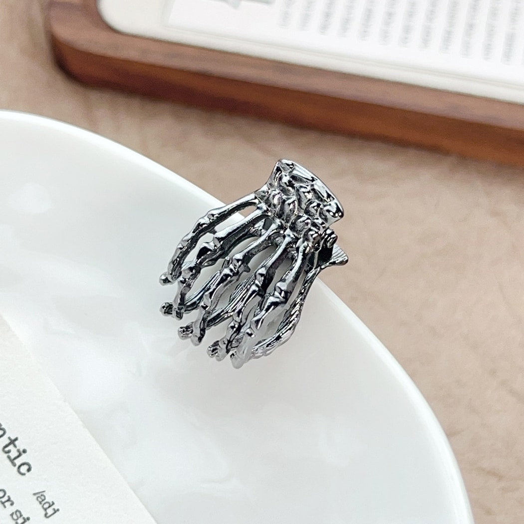Beau - Skeleton Hand Halloween Style Claw Clip