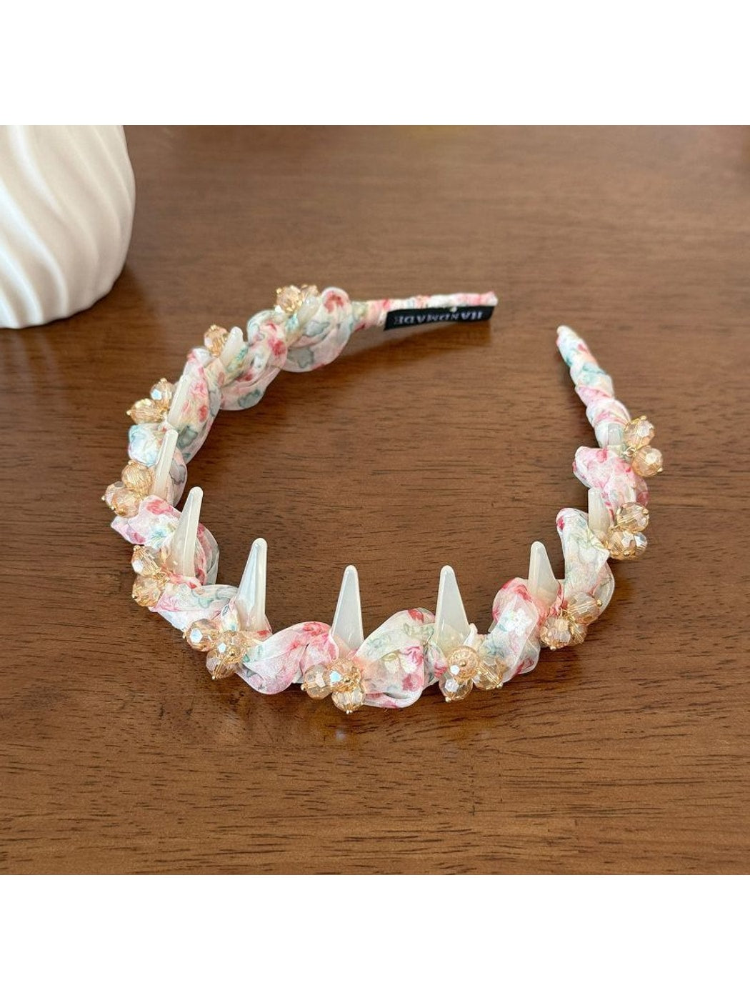 Gifty - Mesh Rhinestone Wave Tooth Detail Headband