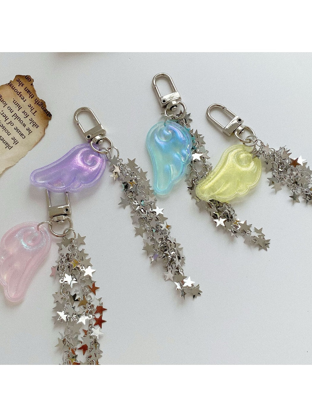Keypus - Acrylic Angel Wing Star Chain Keychain