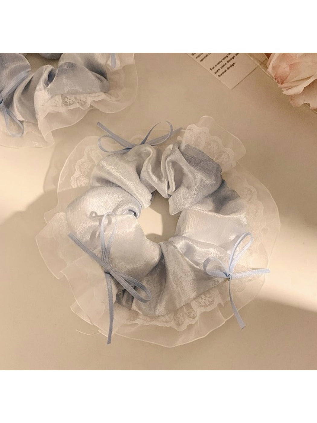 Gifty - Cream Style Lace Satin Hair Loop