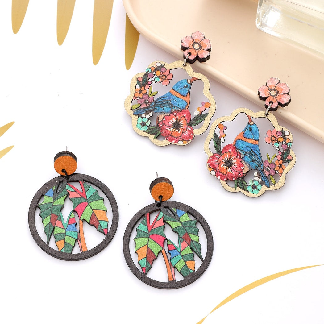 Earedge - Bohemian Style Openwork Fresh Earrings
