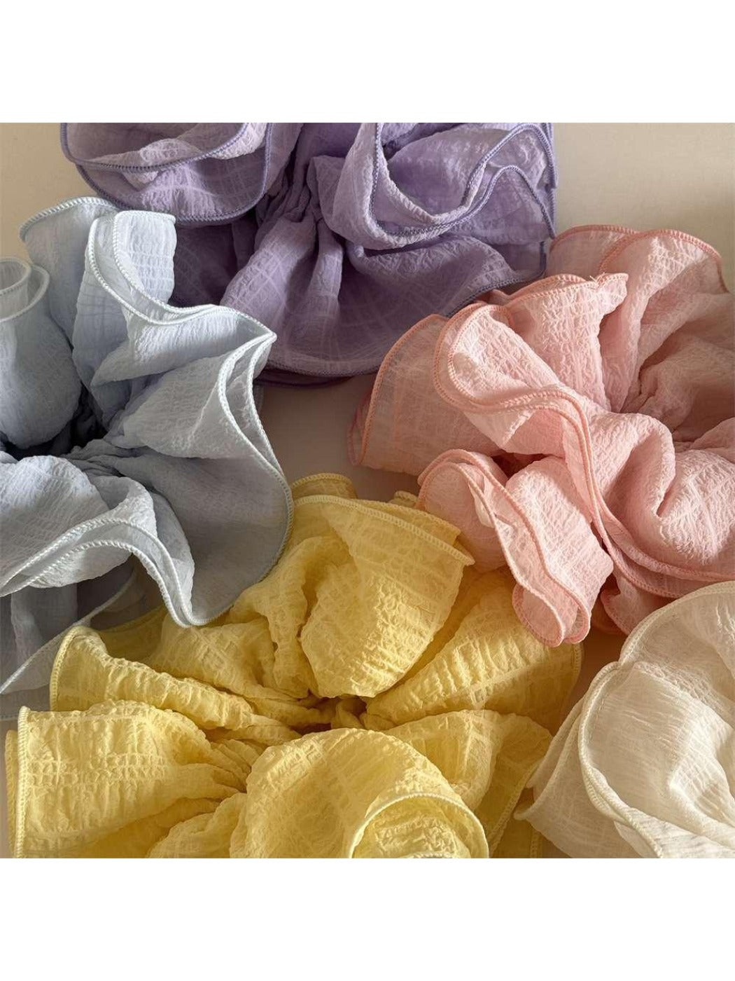 Gifty - Spinning Lace Hair Loop