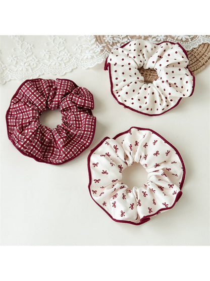 Gifty - Polka Dot Hair Circle