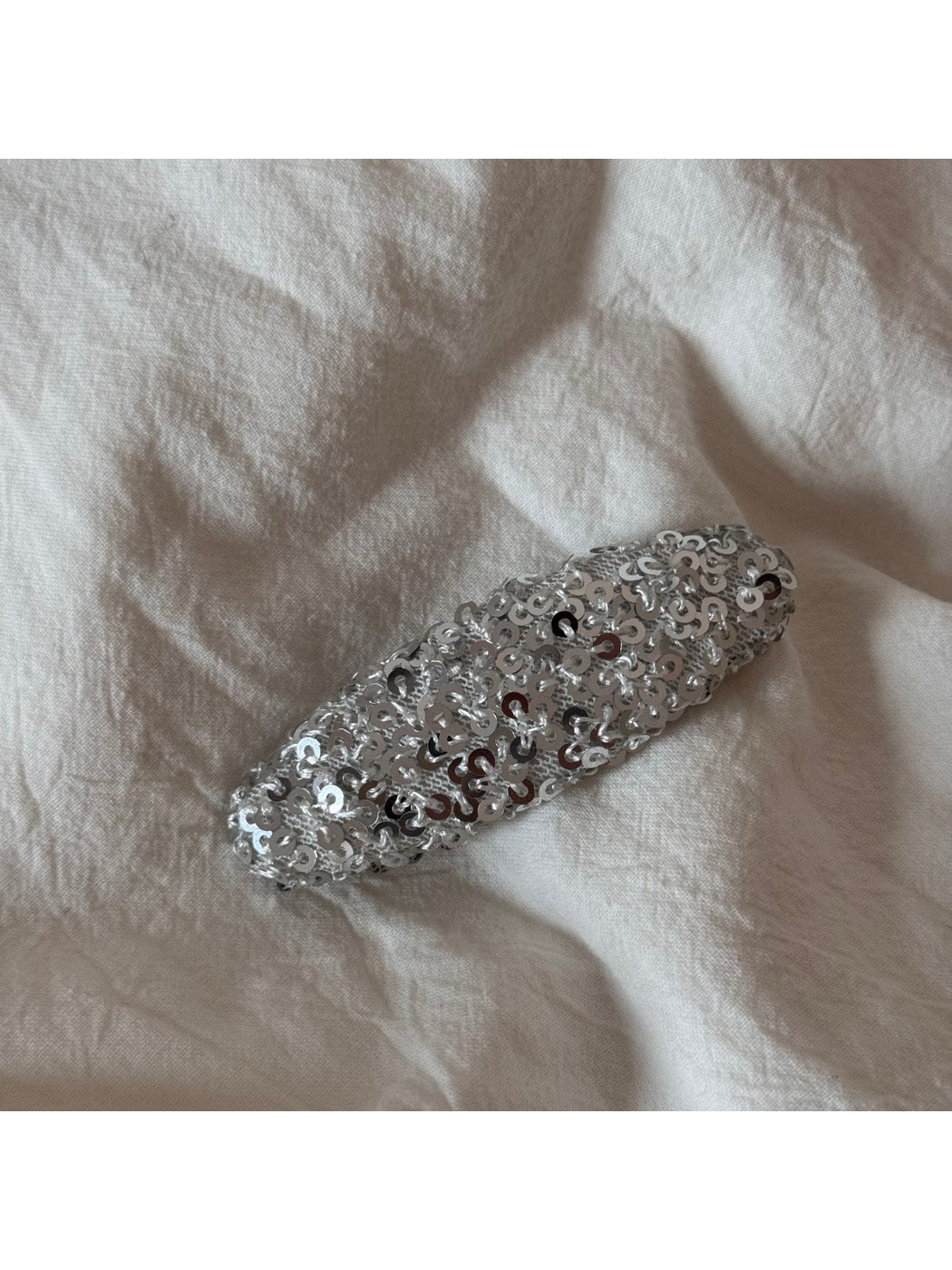 Beau - Irregular Sequin Oval Hair Clip