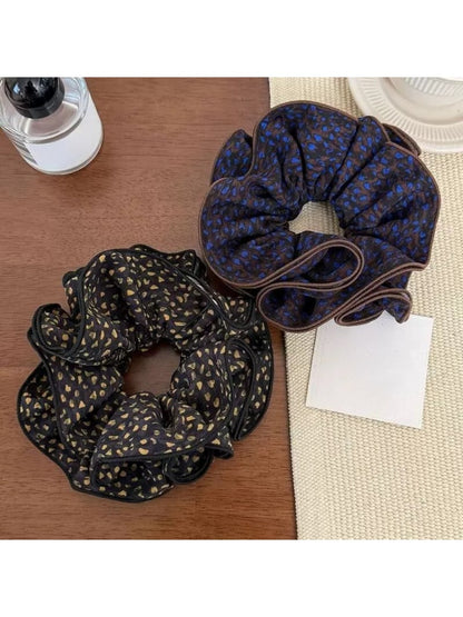 Gifty - Spring Retro Polka Dot Ruffled Scrunchie