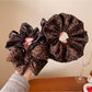 Gifty - Chic Leopard Print Scrunchie