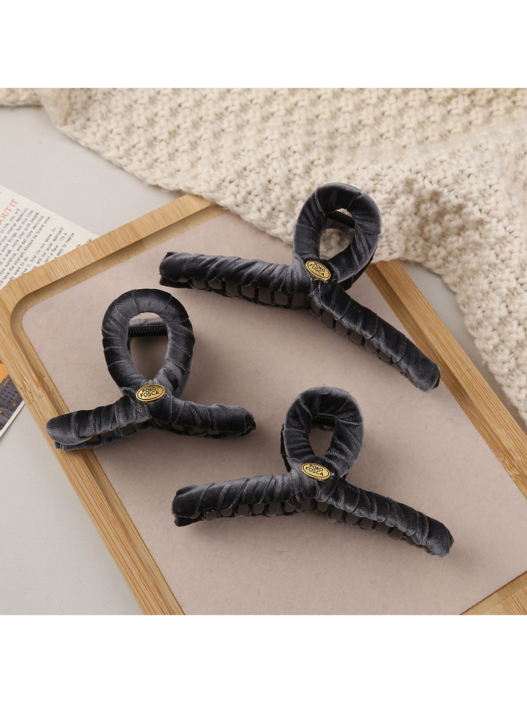 Beau - Large Looped Geometric Solid Color Claw Clip