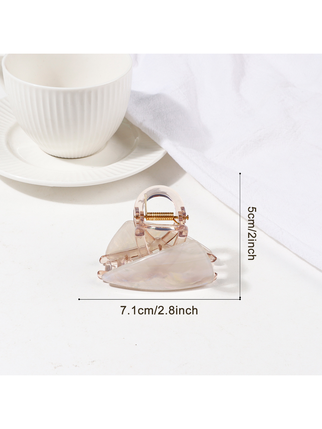 Beau - Asymmetrical Triangle Transparent Hair Clip