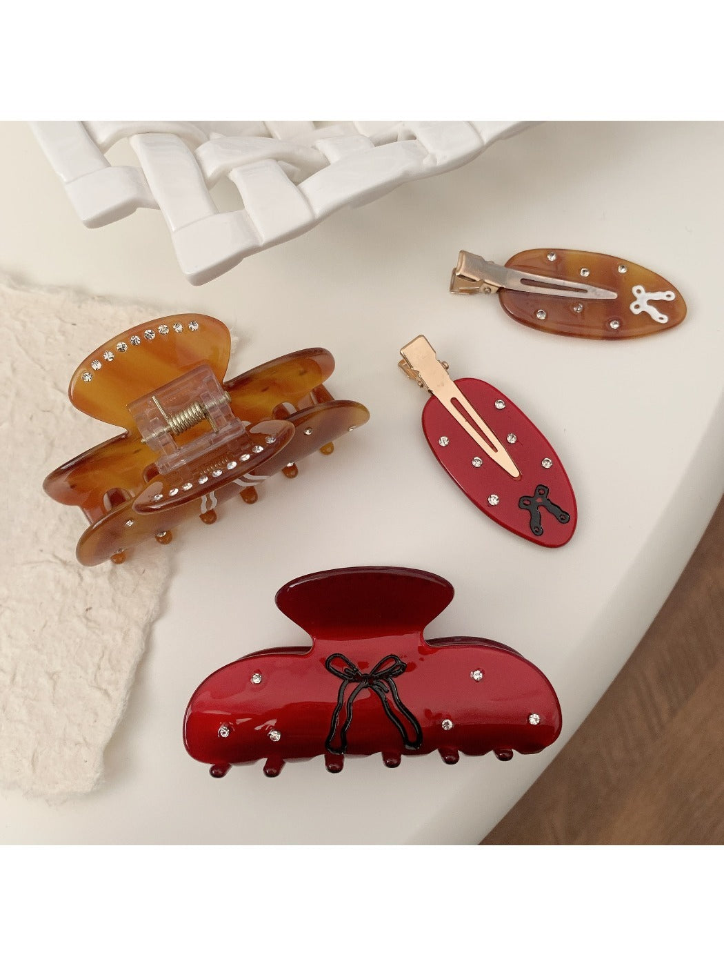 Beau - Elegant Cute Bow Hair Clip