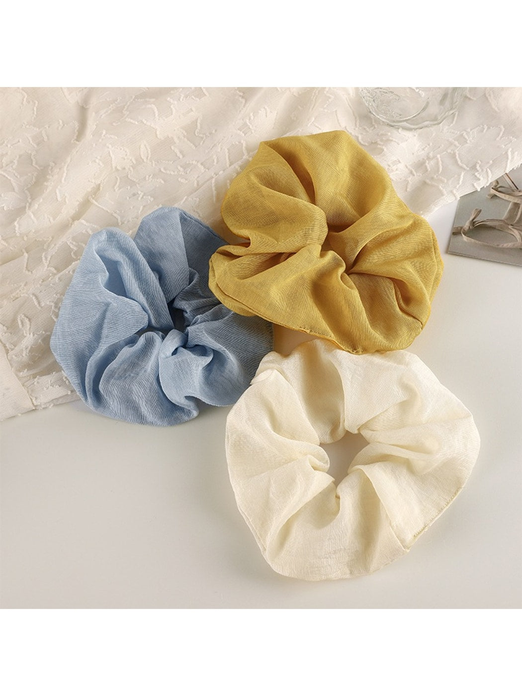Gifty - Solid Color Polyester Fabric Scrunchie