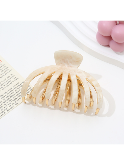 Beau - Chrysanthemum Shape Textured Hair Claw Clip
