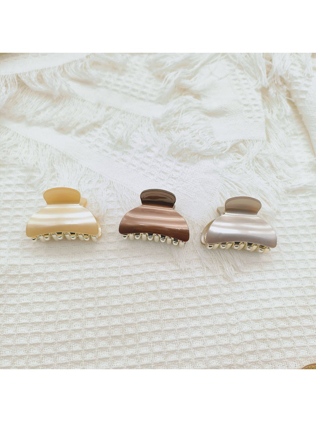 Beau - Semicircle-Shaped Fashionable Medium Hair Clip