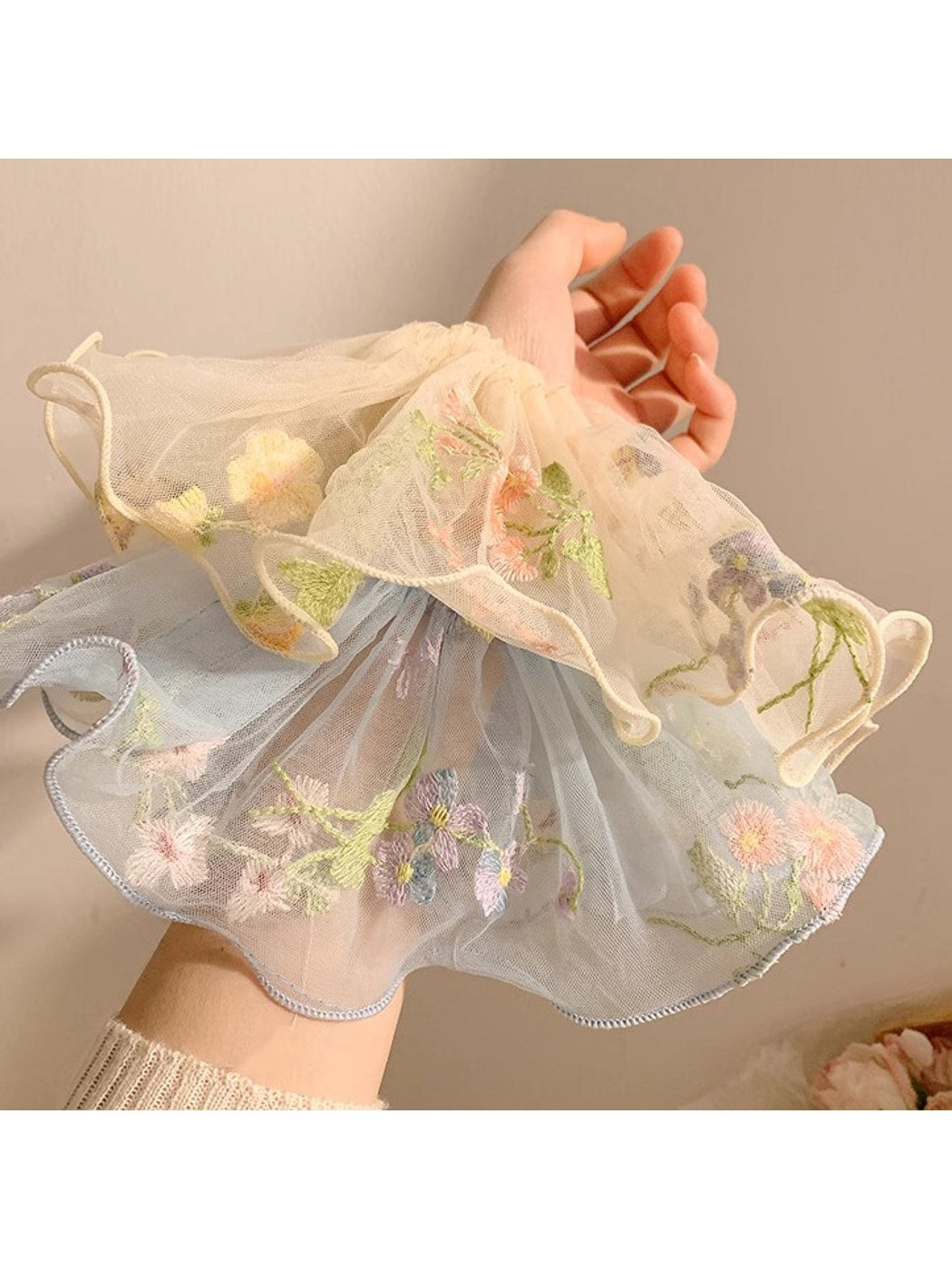 Gifty - Embroidered Sheer Ruffled Polyester Scrunchie