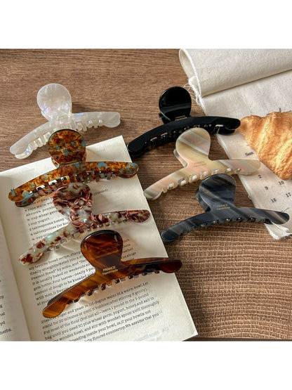 Beau - Vintage Style Loop Claw Clip