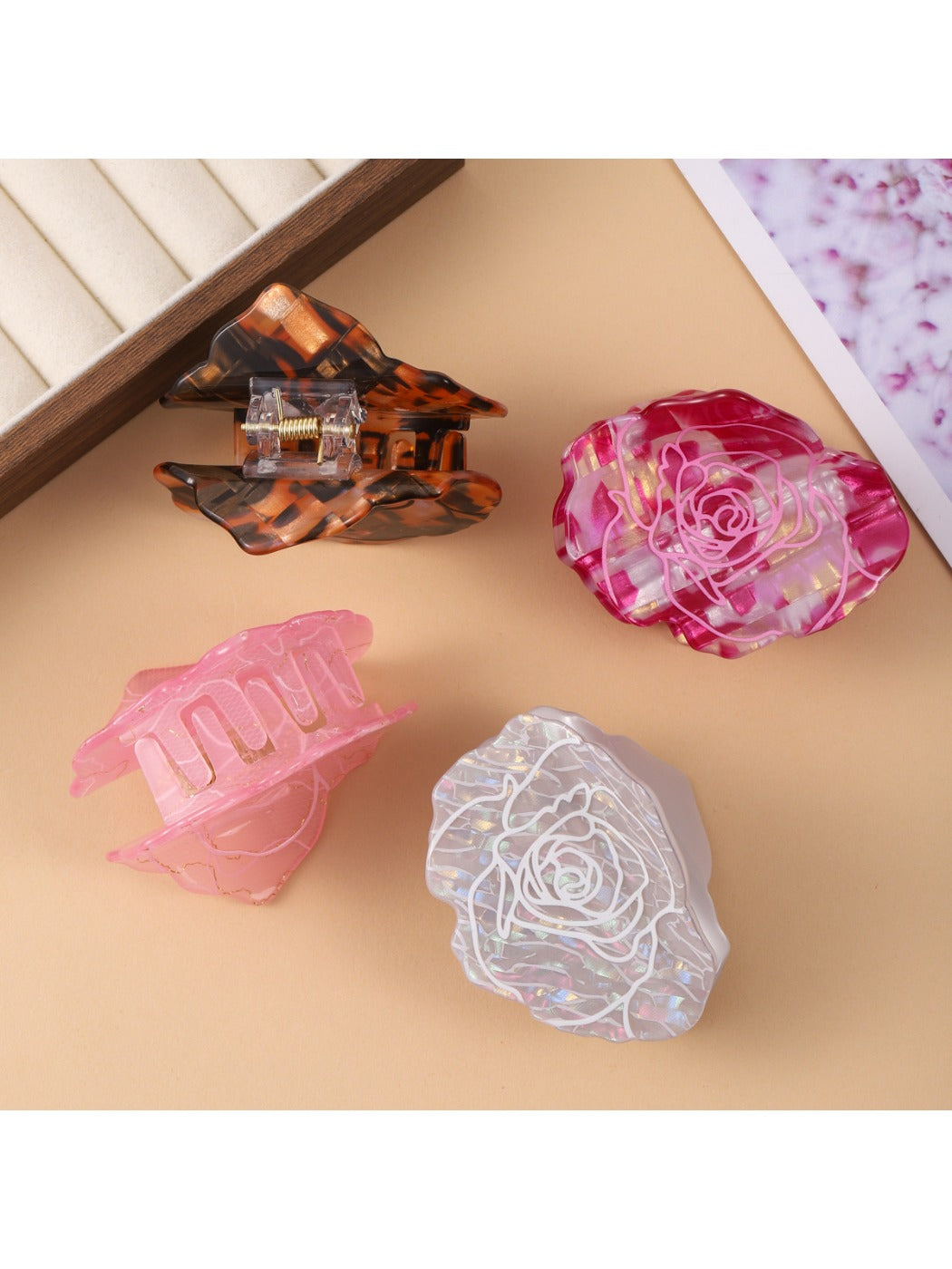 Beau - Elegant Rose Patterned Hair Claw Clip