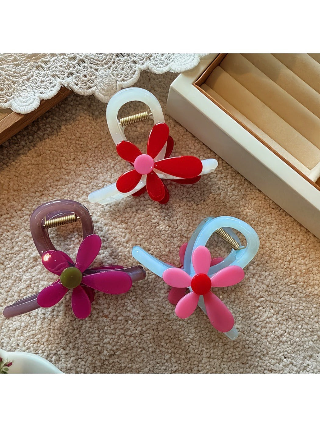 Beau - Acetate Sunflower Claw Clip