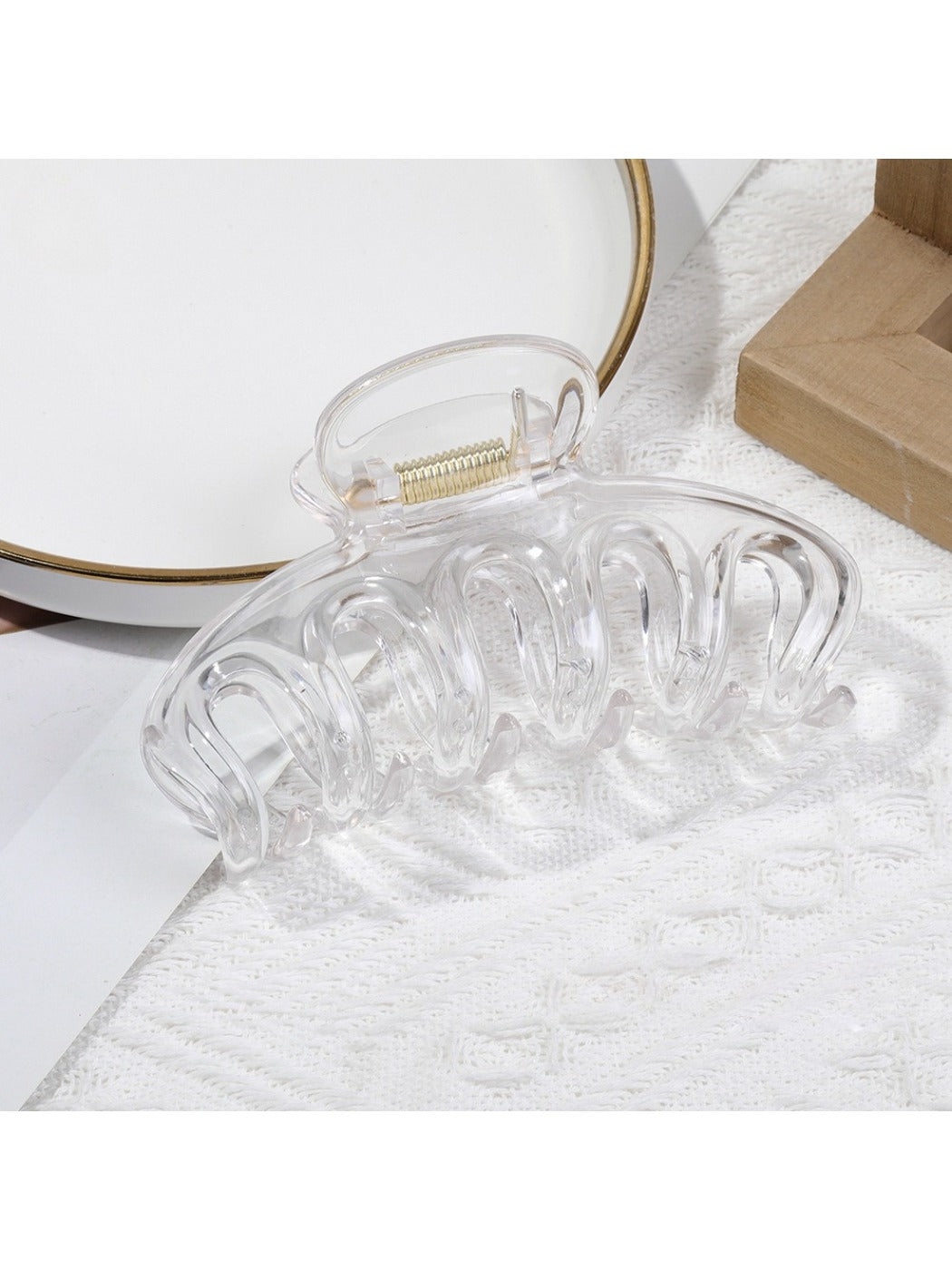 Beau - Minimalist Pumpkin Shaped Hair Claw Clip