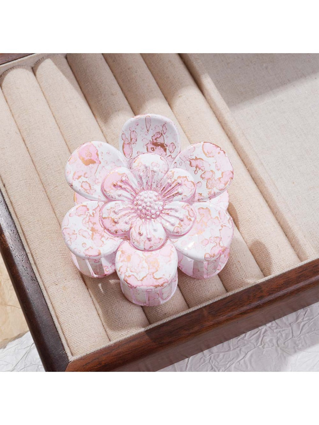 Beau - Six-Petal Floral Hair Clip