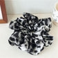 Gifty - Simple Leopard Print Scrunchies