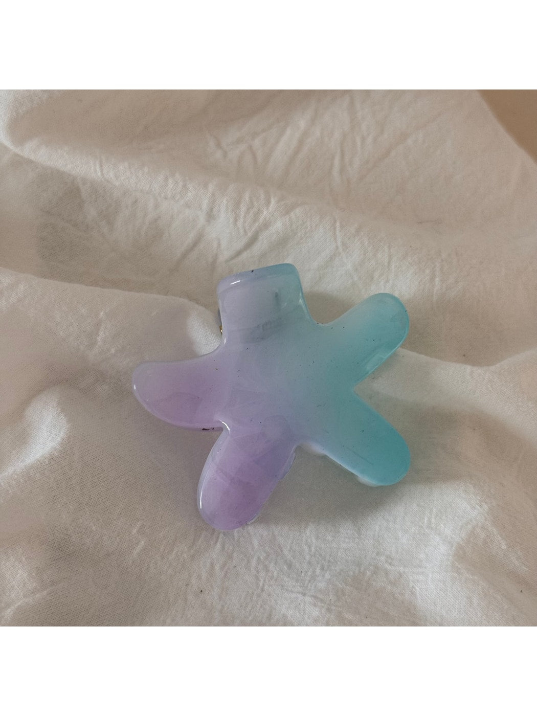 Beau - Women's Plastic Alloy Star Hair Claw Clip