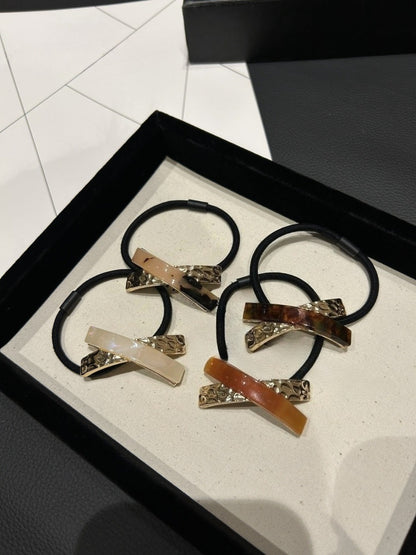 Gifty - Stylish X Shaped Hair Tie