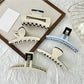 Beau - Minimalist X Shaped Hair Claw Clip