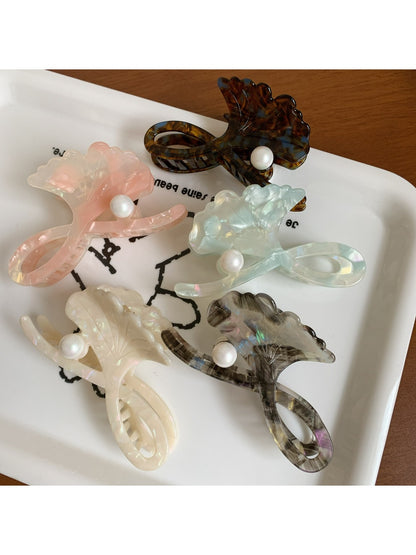 Beau - Leaf Shape Hair Claw Clip