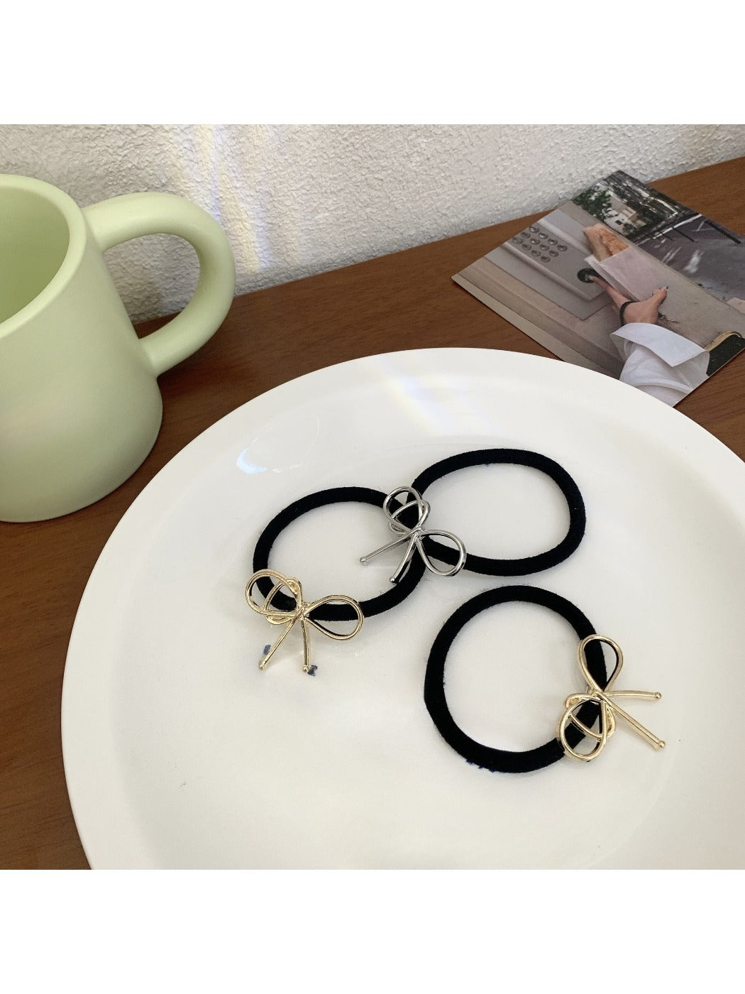 Gifty - Minimalist Bow Hair Tie