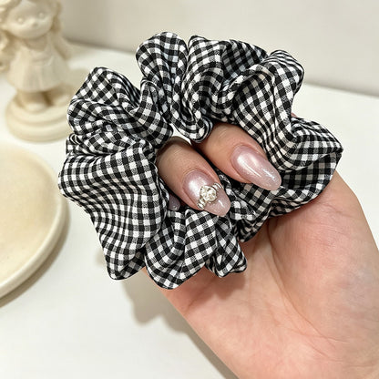Gifty - Cute Polka Dot Polyester Fabric Scrunchie