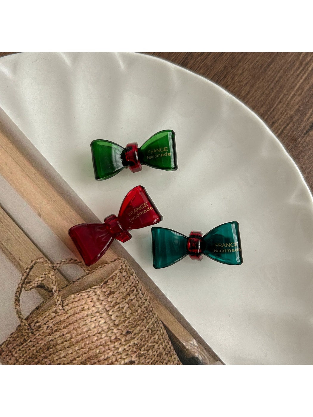 Beau - Retro Bow Accent Acrylic Side Barrette