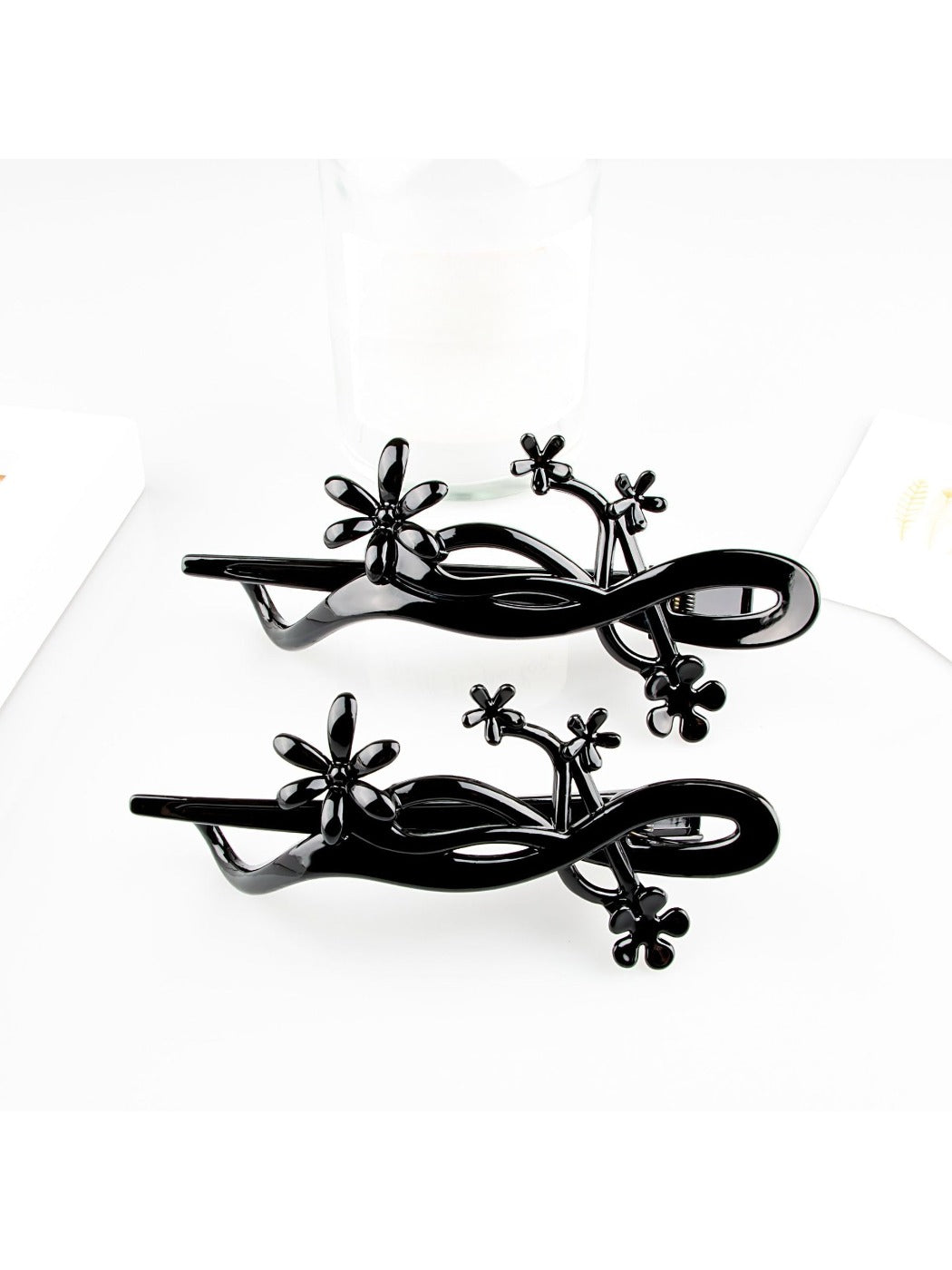 Beau - Chic Geometric Hair Claw Clip