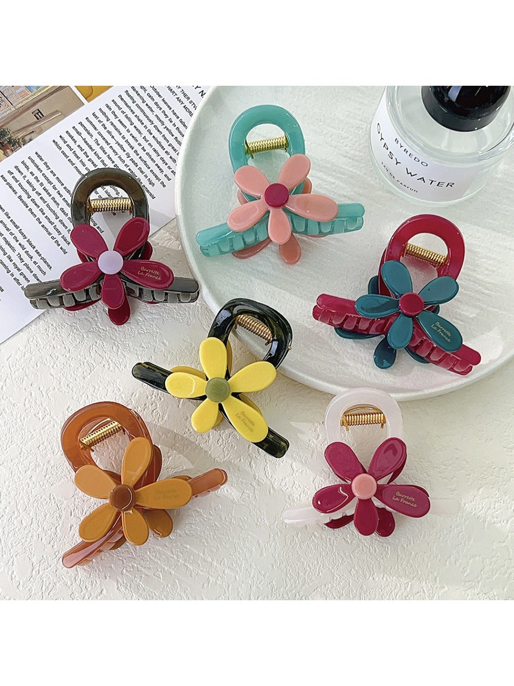 Beau - Sweet Floral Hair Claw Clip
