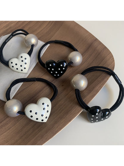 Gifty - Pretty Polka Dot Heart Hair Tie
