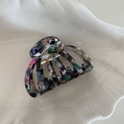Beau - Openwork Fan Shaped Claw Clip