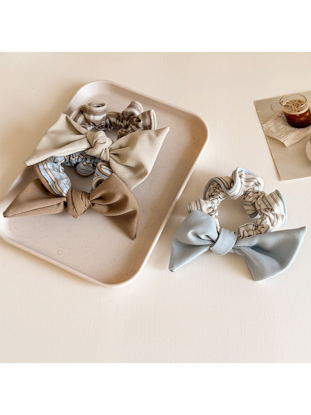 Gifty - Striped Bow Spliced Ponytail Hair Scrunchie