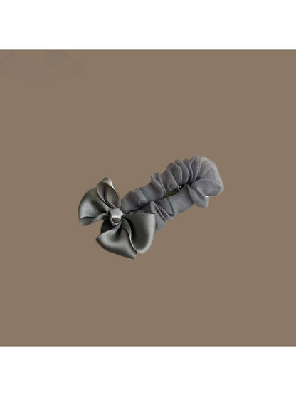Beau - Pleated Fabric Bow Side Hair Clip