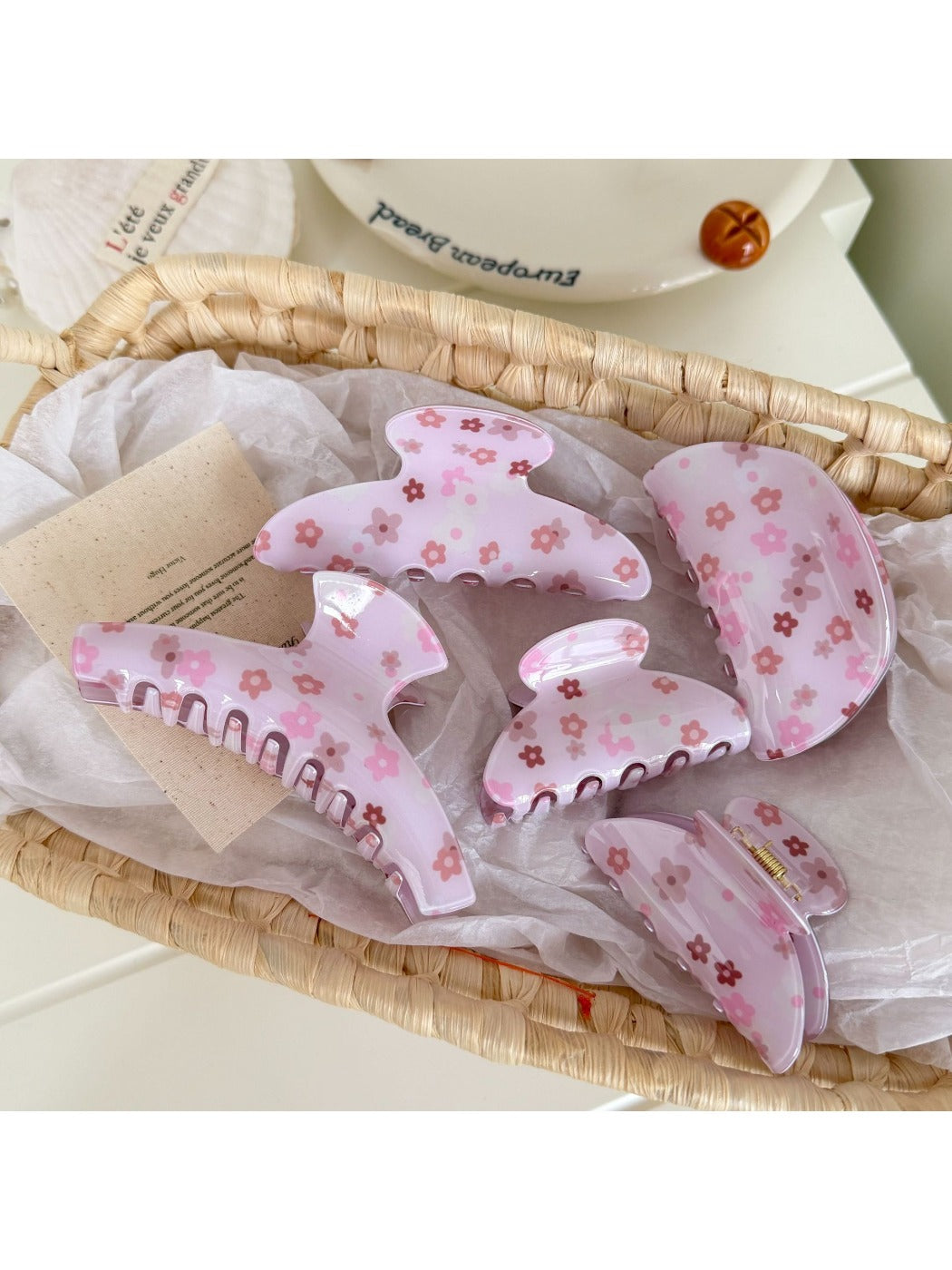 Beau - Floral Print Acrylic Hair Claw Clip