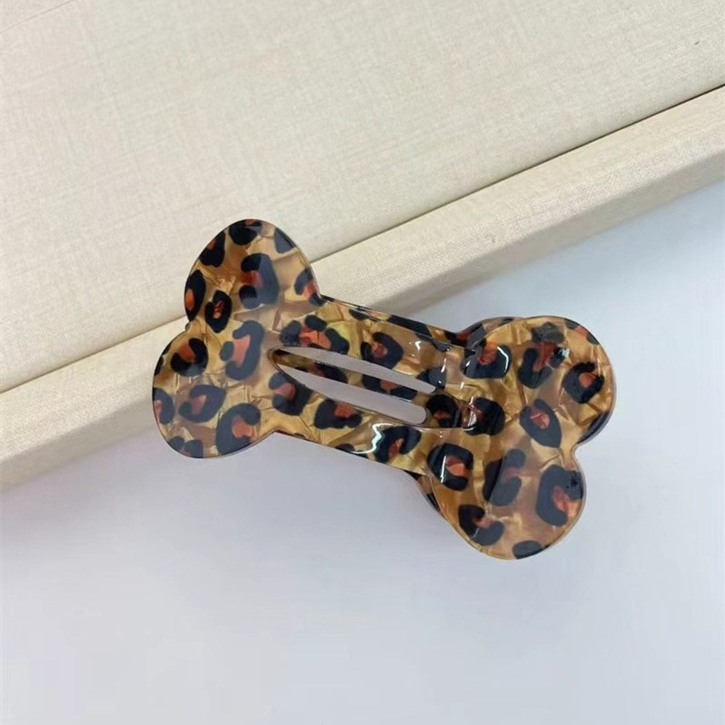 Beau - Y2K Patterned Bone Shape Hair Clip