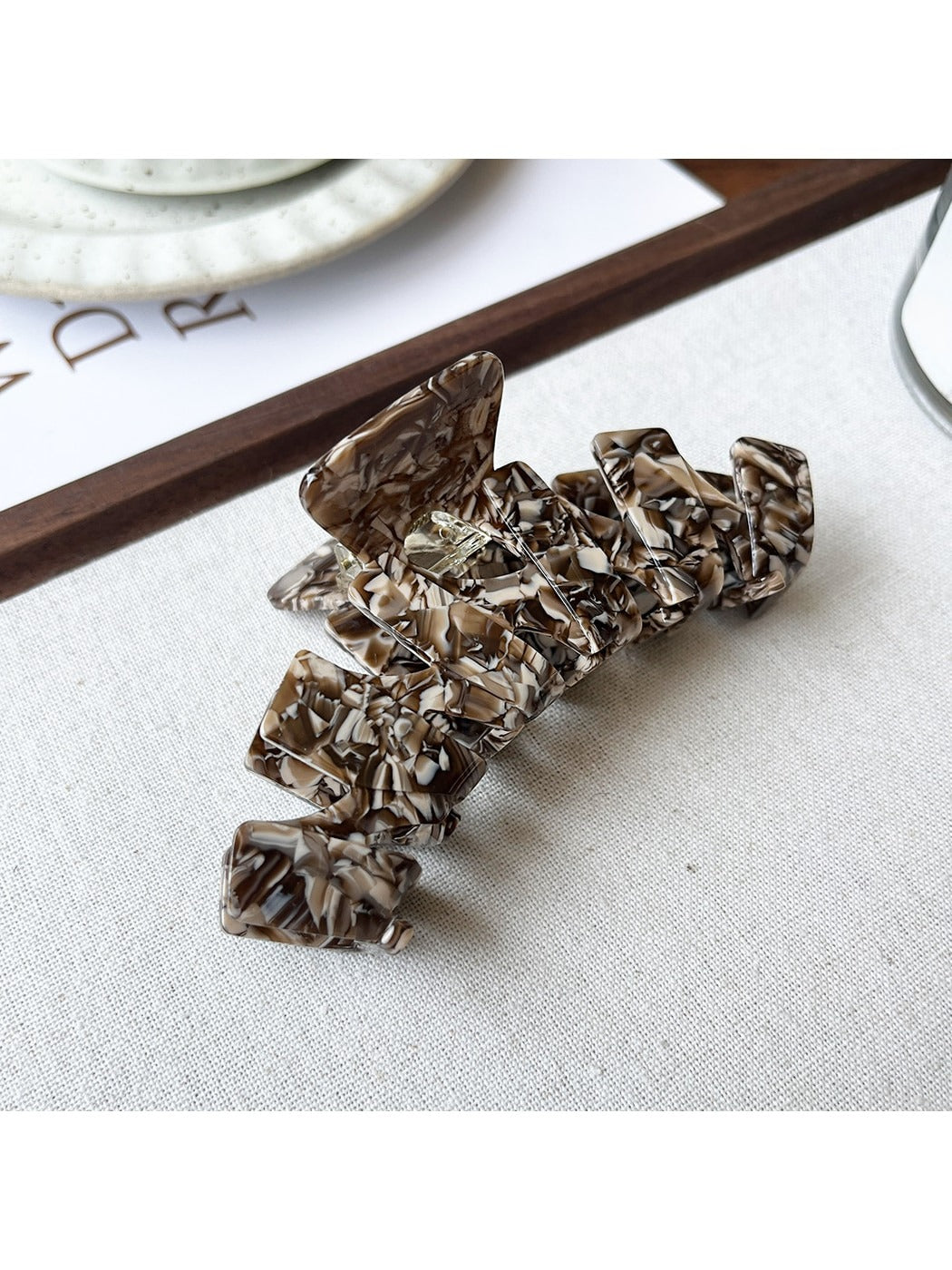 Beau - Modern Minimalist Ring Detail Hair Claw Clip
